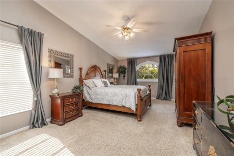 Casa en venta en Palm Harbor, Florida, 5 dormitorios, 278.99 m2 № 1523626 - foto 21