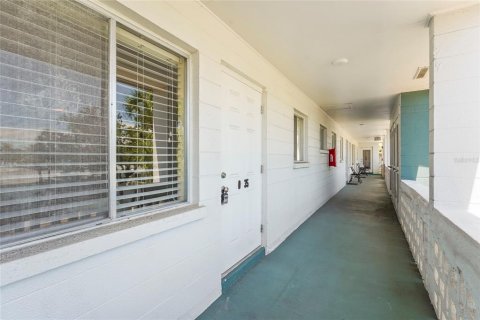 Condo in Bradenton, Florida, 1 bedroom  № 1884059 - photo 26