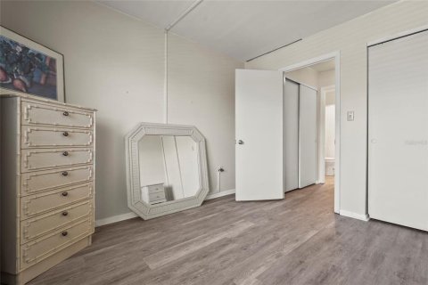 Condo in Bradenton, Florida, 1 bedroom  № 1884059 - photo 20