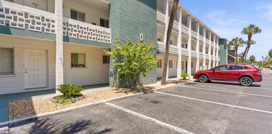 Condo in Bradenton, Florida, 1 bedroom № 1884059