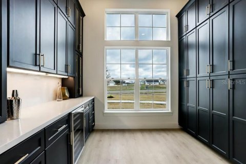Casa en venta en Orlando, Florida, 4 dormitorios, 268.21 m2 № 1916314 - foto 8