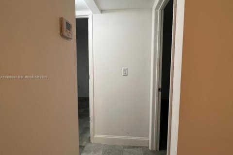 Apartment in Miami, Florida 2 bedrooms, 69.68 sq.m. № 1967765 - photo 5