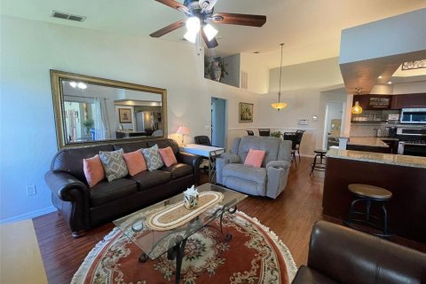 Casa en alquiler en Spring Hill, Florida, 3 dormitorios, 167.32 m2 № 1906449 - foto 28
