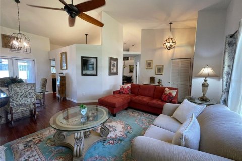 Casa en alquiler en Spring Hill, Florida, 3 dormitorios, 167.32 m2 № 1906449 - foto 5