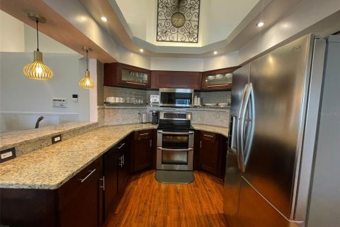 Casa en alquiler en Spring Hill, Florida, 3 dormitorios, 167.32 m2 № 1906449 - foto 17
