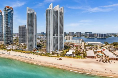 Appartement à louer à Sunny Isles Beach, Floride: 2 chambres, 139.26 m2 № 1966381 - photo 3