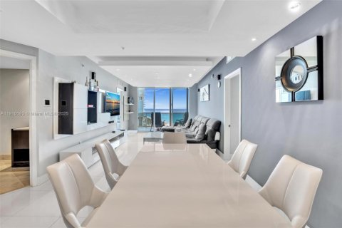 Appartement à louer à Sunny Isles Beach, Floride: 2 chambres, 139.26 m2 № 1966381 - photo 16