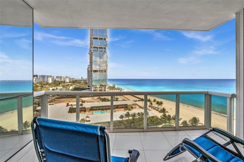 Appartement à louer à Sunny Isles Beach, Floride: 2 chambres, 139.26 m2 № 1966381 - photo 23