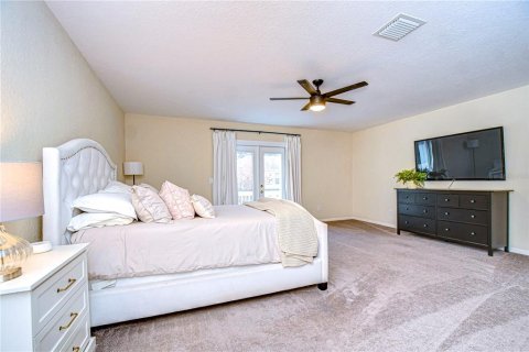 Townhouse in Brandon, Florida 3 bedrooms, 214.6 sq.m. № 2198949 - photo 17