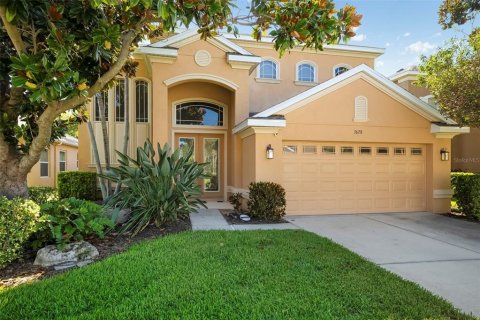 Villa ou maison à vendre à Bradenton, Floride: 5 chambres, 284 m2 № 2223258 - photo 2