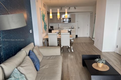 Купить кондоминиум в Халландейл-Бич, Флорида 2 спальни, 94.76м2, № 1693885 - фото 7