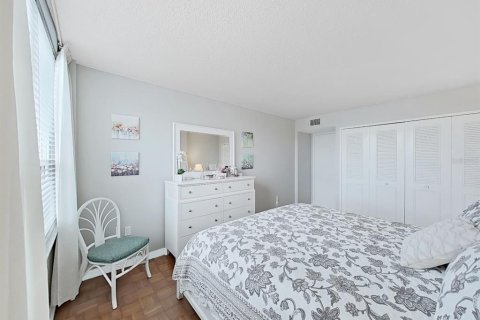 Купить кондоминиум в Клируотер, Флорида 4 комнаты, 120.77м2, № 1835662 - фото 24