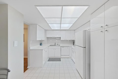Купить кондоминиум в Клируотер, Флорида 4 комнаты, 120.77м2, № 1835662 - фото 14