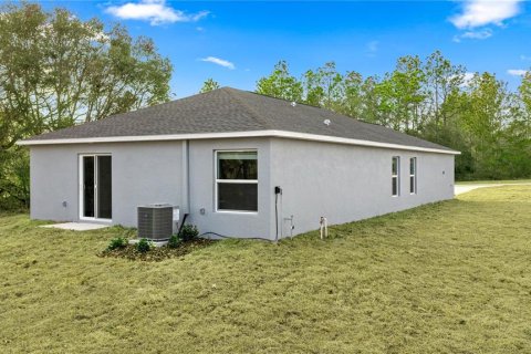 House in Ocala, Florida 3 bedrooms, 117.34 sq.m. № 2214555 - photo 5