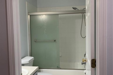 Townhouse in Valrico, Florida 3 bedrooms, 130.81 sq.m. № 2393924 - photo 18