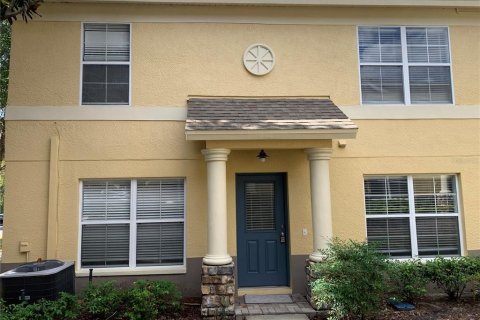 Townhouse in Valrico, Florida 3 bedrooms, 130.81 sq.m. № 2393924