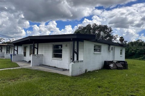 Commercial property in Tampa, Florida 1 bedroom, 107.4 sq.m. № 2366551