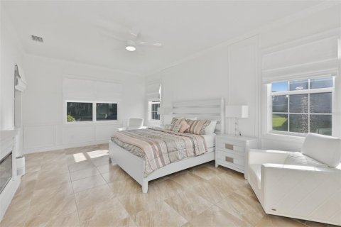 Купить виллу или дом в Уэсли-Чепел, Флорида 8 комнат, 295.43м2, № 2215416 - фото 18