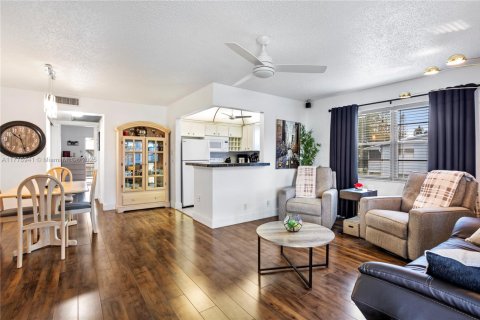 Condominio en venta en West Palm Beach, Florida, 1 dormitorio, 60.01 m2 № 1868290 - foto 2