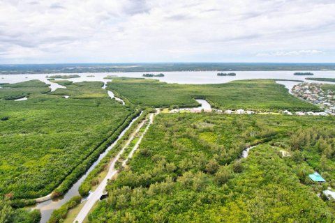 Condominio en alquiler en Hutchinson Island South, Florida, 3 dormitorios, 263.19 m2 № 1120030 - foto 1