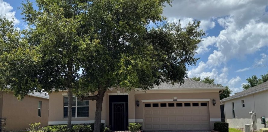 Casa en Clermont, Florida 3 dormitorios, 172.52 m2 № 2199809