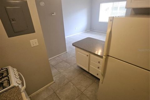 Condo in Altamonte Springs, Florida, 1 bedroom  № 2238125 - photo 11