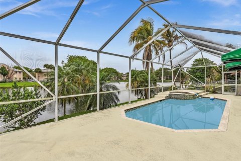 Casa en venta en Pembroke Pines, Florida, 4 dormitorios, 250.46 m2 № 2260731 - foto 7