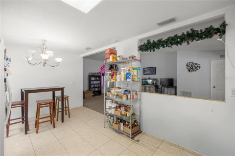 Villa ou maison à vendre à Dunnellon, Floride: 3 chambres, 122.45 m2 № 2410706 - photo 18