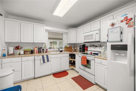 Villa ou maison à vendre à Dunnellon, Floride: 3 chambres, 122.45 m2 № 2410706 - photo 16