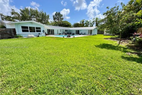House in Palmetto Bay, Florida 6 bedrooms, 323.76 sq.m. № 1774374 - photo 26