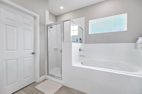 Casa en venta en Winter Haven, Florida, 5 dormitorios, 229.65 m2 № 2092830 - foto 14