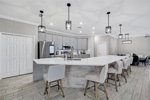 Casa en venta en Winter Haven, Florida, 5 dormitorios, 229.65 m2 № 2092830 - foto 4