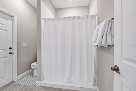 Casa en venta en Winter Haven, Florida, 5 dormitorios, 229.65 m2 № 2092830 - foto 23