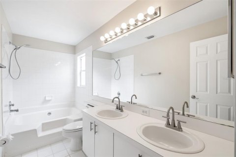 Casa en venta en Tampa, Florida, 3 dormitorios, 129.69 m2 № 1750187 - foto 26