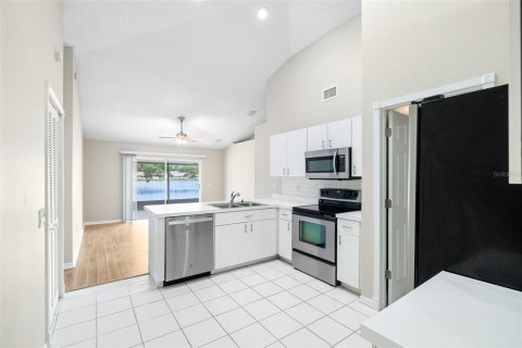 Casa en venta en Tampa, Florida, 3 dormitorios, 129.69 m2 № 1750187 - foto 13