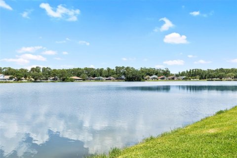 Casa en venta en Tampa, Florida, 3 dormitorios, 129.69 m2 № 1750187 - foto 2