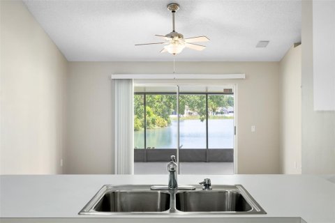 Casa en venta en Tampa, Florida, 3 dormitorios, 129.69 m2 № 1750187 - foto 16