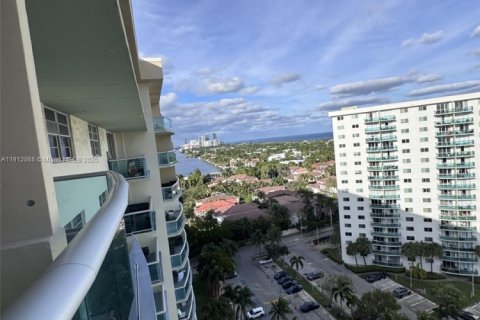 Condominio en venta en Sunny Isles Beach, Florida, 2 dormitorios, 141.68 m2 № 2076845 - foto 13