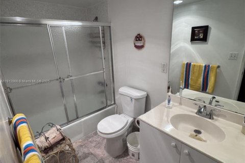 Condominio en venta en Sunny Isles Beach, Florida, 2 dormitorios, 141.68 m2 № 2076845 - foto 11