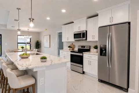 House in Lehigh Acres, Florida 3 bedrooms, 186.92 sq.m. № 2235528 - photo 8
