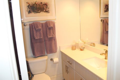 Townhouse in Jupiter, Florida 2 bedrooms, 132.94 sq.m. № 2077383 - photo 24
