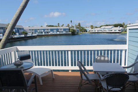 Townhouse in Jupiter, Florida 2 bedrooms, 132.94 sq.m. № 2077383 - photo 10
