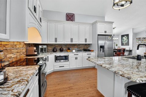 Купить виллу или дом в Бойнтон-Бич, Флорида 3 спальни, 211.72м2, № 1955846 - фото 5