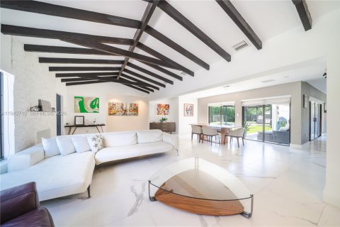 Villa ou maison à vendre à Miami Shores, Floride: 4 chambres, 274.99 m2 № 1999213 - photo 6