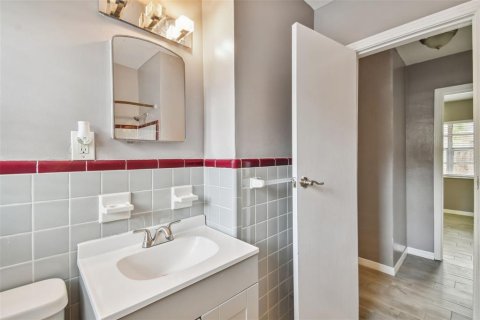 Villa ou maison à louer à Tampa, Floride: 4 chambres, 130.06 m2 № 2109464 - photo 25