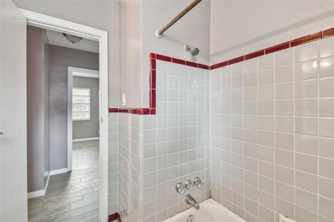 Villa ou maison à louer à Tampa, Floride: 4 chambres, 130.06 m2 № 2109464 - photo 26
