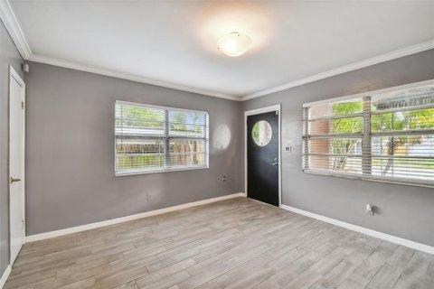 Villa ou maison à louer à Tampa, Floride: 4 chambres, 130.06 m2 № 2109464 - photo 16