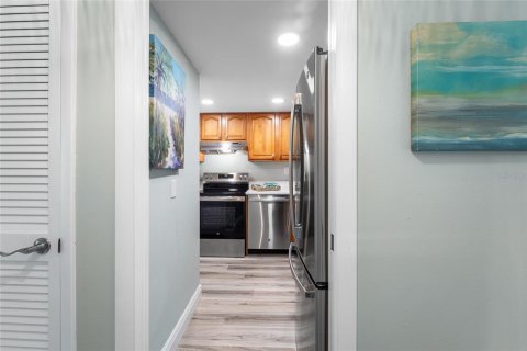 Condominio en venta en Saint Pete Beach, Florida, 1 dormitorio, 78.32 m2 № 1609420 - foto 28