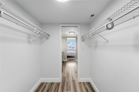 Condominio en venta en Saint Pete Beach, Florida, 1 dormitorio, 78.32 m2 № 1609420 - foto 10