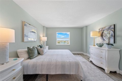 Condominio en venta en Saint Pete Beach, Florida, 1 dormitorio, 78.32 m2 № 1609420 - foto 3